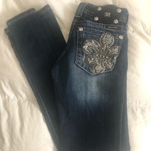 Never been worn Miss Me jeans size 25